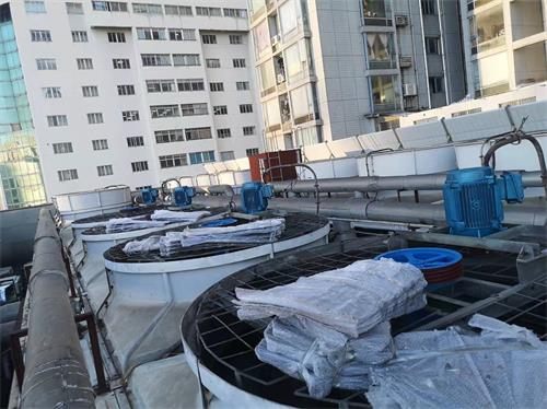 低速大風量冷卻塔風機 低速大風量<a href=http://m.clyxwz.com/peijian/fan/ target=_blank class=infotextkey>冷卻塔風機</a>